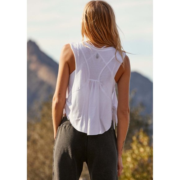 🎉LAST CHANCE🎉 NWT FP Movement High Tide Tank / White - Picture 2 of 10